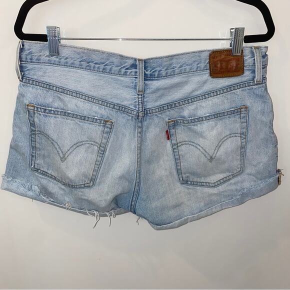 LEVI'S 501 Roll Hem Short in Country Road Denim Jean Cutoff Shorts Size 31 8-10 - Picture 4 of 6
